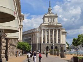 Парламентарната комисия по правата на човека, вероизповеданията и жалбите на гражданите прие на първо четене законопроекта за държавния бюджет за 2026 г.