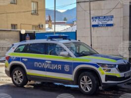 Неправоспособен шофьор, управлявал автомобил с 2,55 промила алкохол, е задържан в Троянско, съобщиха от полицията