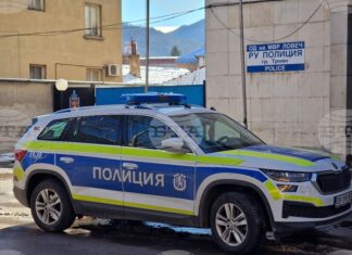 Неправоспособен шофьор, управлявал автомобил с 2,55 промила алкохол, е задържан в Троянско, съобщиха от полицията