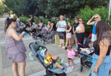 Майки от Ямбол се присъединиха към националния протест с искане за увеличение на средствата за втората година от майчинството
