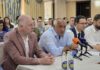 България не може да изпраща различни послания към партньорите си и гражданите в държавата, заяви лидерът на ГЕРБ Бойко Борисов