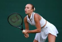 Гореща руска тенисистка показа перфектни форми на плажа