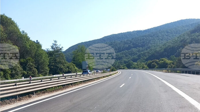AMHemus_km23-km2728129.jpg