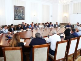 Проблемите с водоснабдяването в област Добрич се дискутират на среща в парламента в търсене на решения