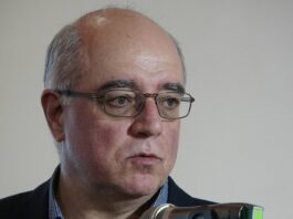 Програмата “Радев” е като лекарствата – не може да е лява или дясна