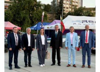Кметът на Русе Пенчо Милков откри Световния шампионат по водомоторен спорт