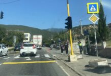 В петък и в неделя не излизаме от домовете си