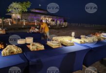 С празнична програма курортният комплекс Албена отбеляза 57 години от създаването си