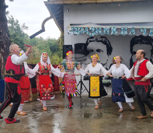 Производители, кулинари и фолклорни състави се събраха в търговищкото село Пробуда за деветия Празник на чесъна
