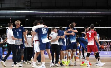 Франция пречупи изненадата Финландия и си осигури финал срещу Полша