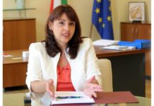 Правителството прие новата формула за минималната заплата
