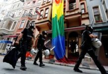 Турция арестува 47 ЛГБТ активисти за проституция и непристойно поведение