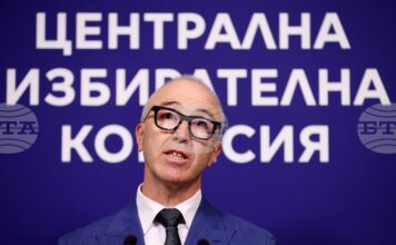 Не виждам сериозен риск в машинното гласуване при подготовката, която е направена, каза председателят на ЦИК Георги Хорозов