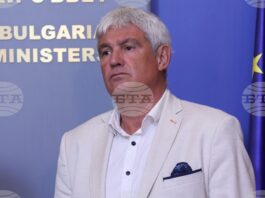 Синдикатите предлагат увеличение с 10 на сто на заплатите в бюджет 2027, готвят се съкращения в сектор „Сигурност“, каза Пламен Димитров