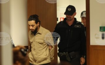 Съдът остави за постоянно в ареста Махмуд Мухамад, обвинен за нанасяне на телесни повреди на трима младежи в района на НДК