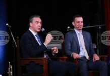 Кметовете на София и Бургас обсъдиха ролята на местната власт и Националната художествена академия за младите творци