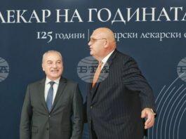Само с постоянен диалог между държава, лекарски съюз и академичните среди ще намерим устойчиви решения за здравеопазването, каза Гълъб Донев