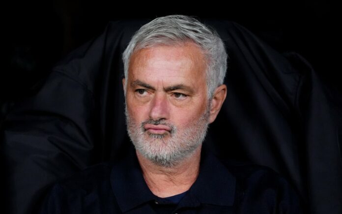 1792385799_960-600-zhoze-mourinio.jpg