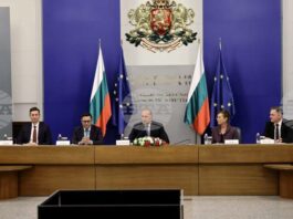 Вратите на България са широко отворени за германския бизнес, каза премиерът Радев пред делегация на Източната комисия на германската икономика