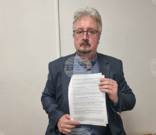 Председателят на Научния институт „Западни покрайнини“ доц. Ангел Джонев не е бил допуснат да влезе на територията на Сърбия