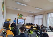 Ученици от ловешко училище надграждат уменията си в областта на 3D числовите симулации