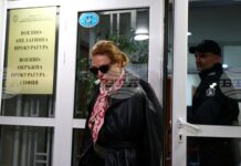 Образуваха досъдебно производство, казаха, че са задържали охранителя на НСО, заяви Соня Колтуклиева на излизане от Военно-окръжната прокуратура