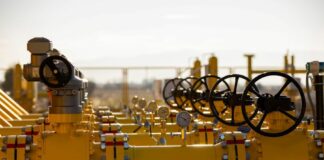 САЩ предлагат Европа отново да купува руски газ като част от мирен план за Украйна