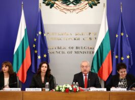 Нови данъци за мощните коли и промени при ваучерите за храна: Какво предвижда пакетът за 2027 г.
