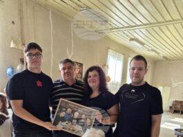 Столетницата Парашкева Велева от Бракница съхранява паметта за родния край в книга за поколенията